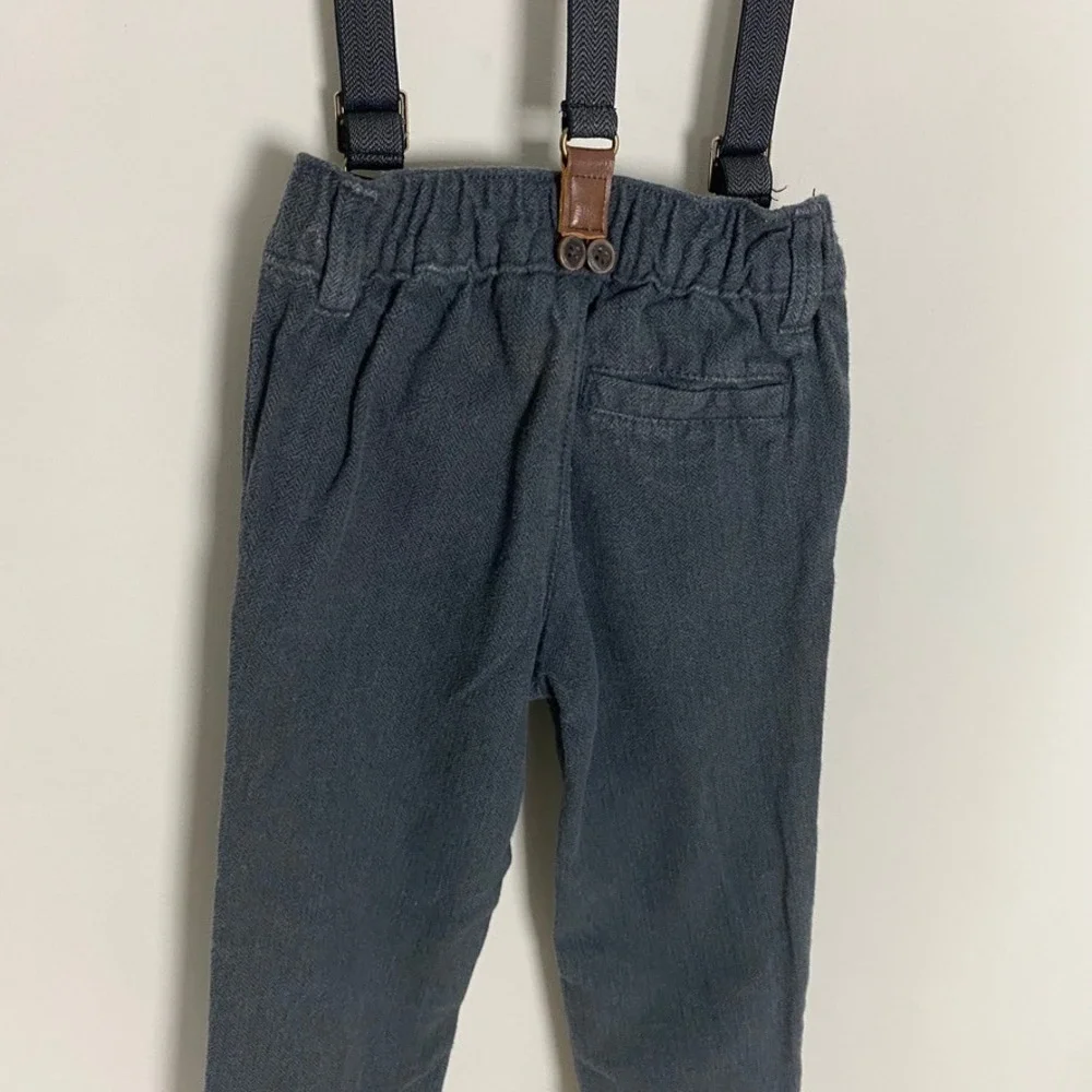 OshKosh B'gosh Herringbone Suspender Jogger Pants Boys 4T Gray Detachable Straps